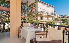 Athina'S Maisonette